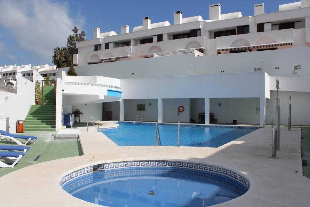 Апартаменти Costa Del Sol, Ла-Кала-де-Міхас Екстер'єр фото